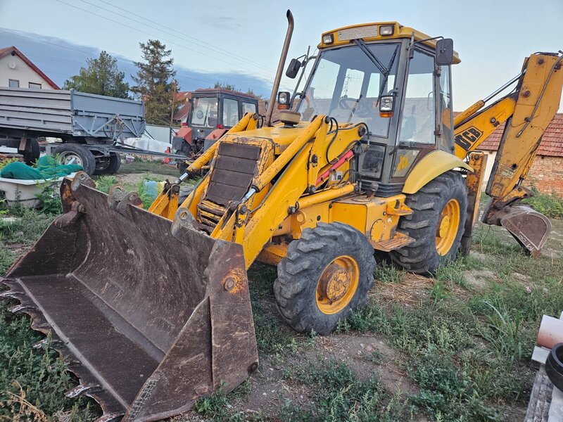 Buldoexcavator JCB 3CX, locatie Battonya (Ungaria), la granita cu Arad.
